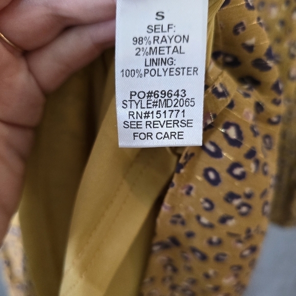 Le Lis Leopard Print V Neck Flared Sleeves Mini Dress Size Small - Picture 5 of 5